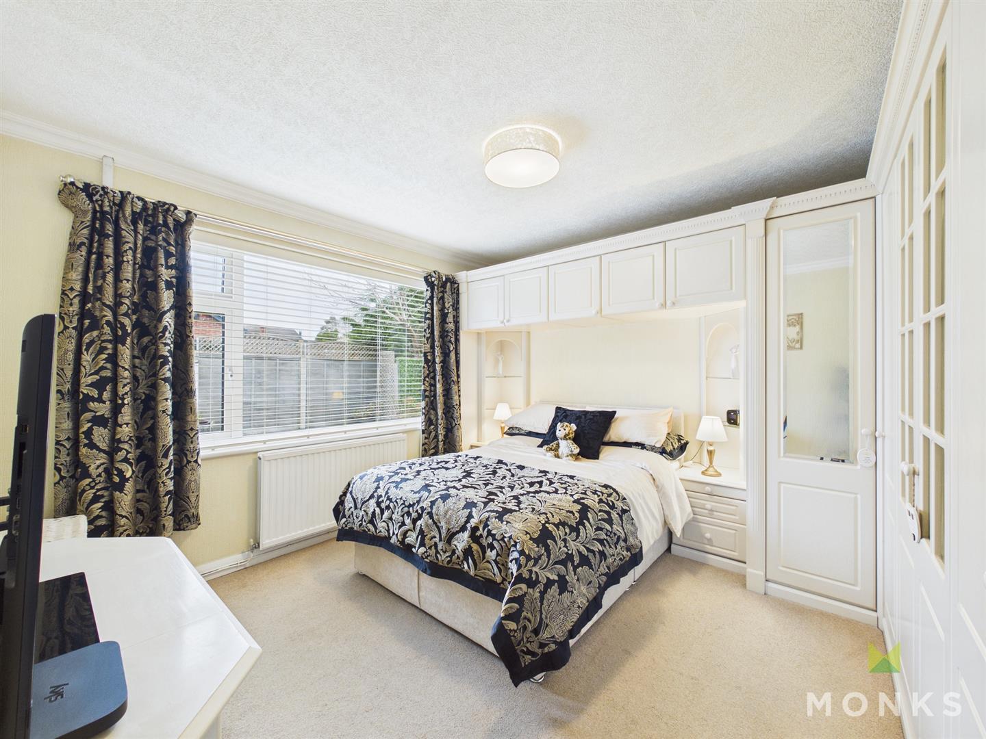 14 Trehowell Avenue, Chirk Bank, LL14 5EL For Sale